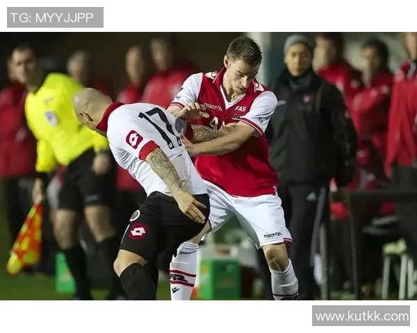 荷乙联赛阿贾青年队迎战奈梅亨队精彩对决即将上演